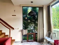 Hillcrest Villa (D11), Terrace #574932441
